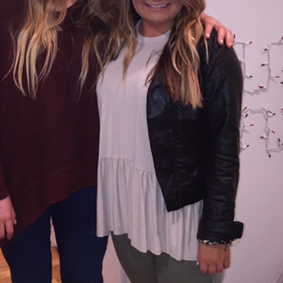 URBAN OUTFITTERS KIMCHI BLUE TOP - Picture 3 of 3